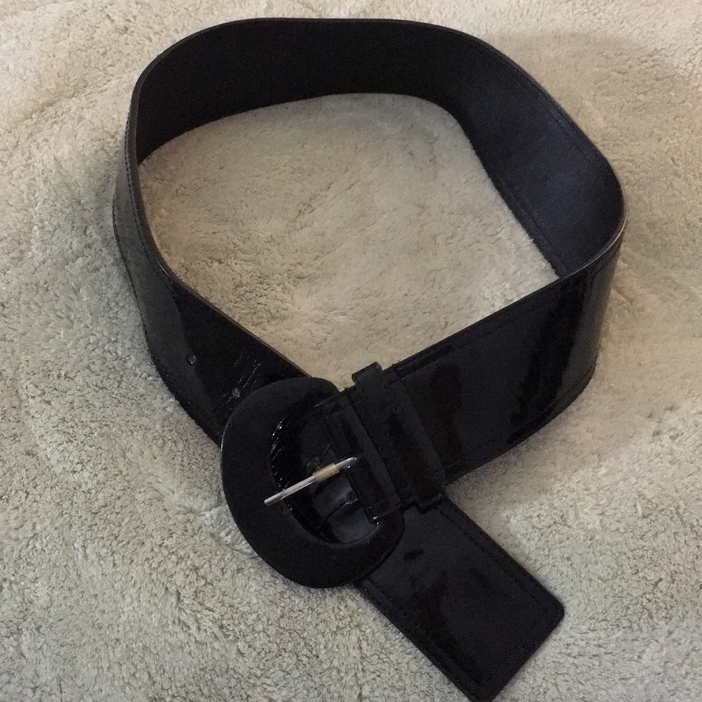 Mid-drift Pleather Belt
